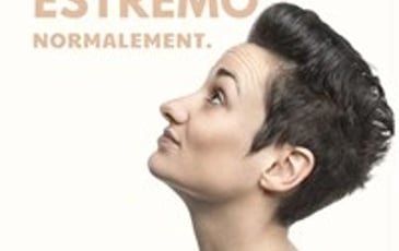 Caroline Estremo dans Enfin, normalement