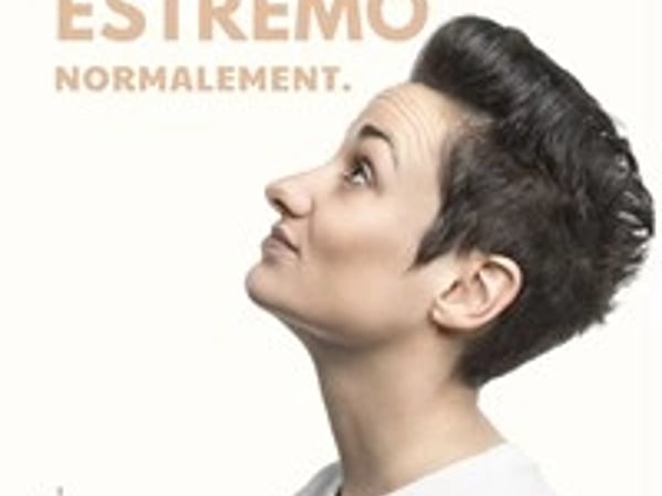 Caroline Estremo dans Enfin, normalement