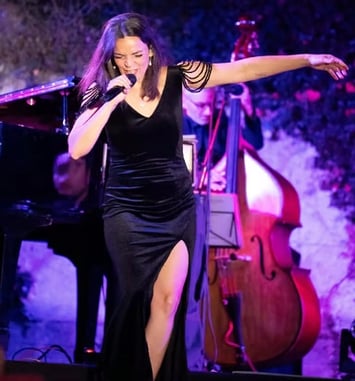 Anne Carrere, hommage à édith piaf