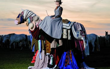 Amazones ! Cavalières et Icônes de Mode