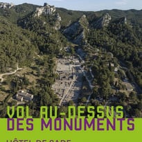 Vol au-dessus des monuments