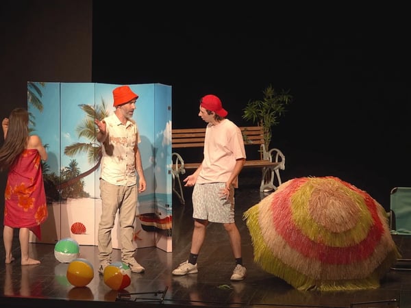 Ados en vacances, parents en souffrance