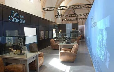 Visite commentée de la cinémathèque Prosper Gnidzaz