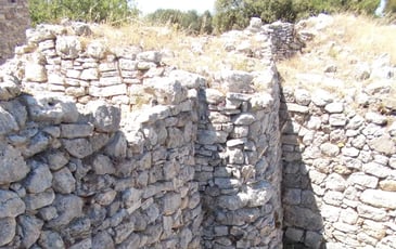 Site Archéologique des Baou de Saint-Marcel