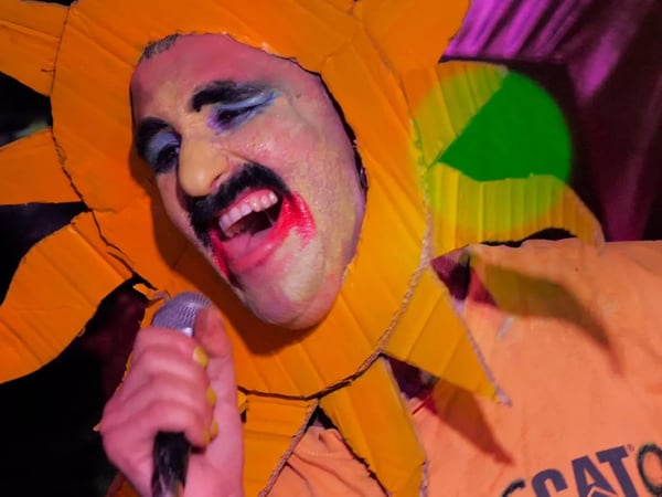 Scène ouverte avec le Shit Show