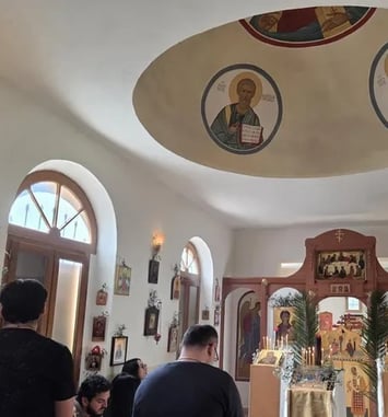 Visite de l'église orthodoxe de Saint-Hermogène