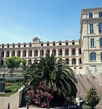 Histoire de l'Hôtel Dieu et de la rue de la République
