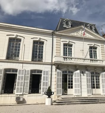 Le Château de la Demande et les Monuments de la Légion étrangère