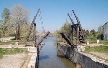Visite commentée : Du Pont Langlois au Pont van Gogh, un déjeuner sur l'herbe