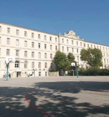 Visite guidée du lycée saint-charles (5 rue Guy Fabre)