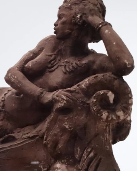 Les statues de l'escalier de la Gare Saint-Charles