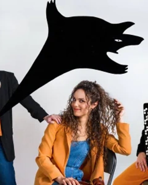 Un courant d'air, Over the sky