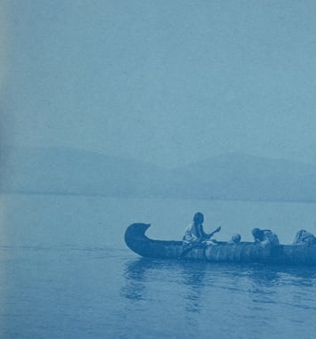 Canoës