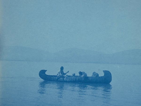 Canoës