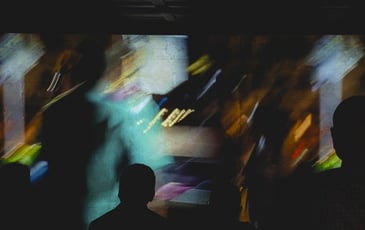 Prémices, œuvre audiovisuelle immersive