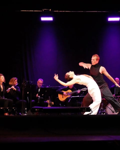 Les Monument' Arles - Spectacle d'ouverture : CLAP !