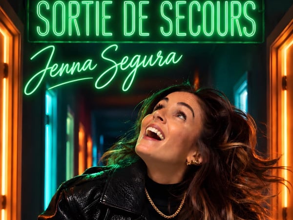 Jenna Segura dans Sortie de secours